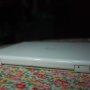 Jual macbook White