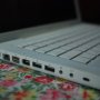 Jual macbook White