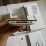 Iphone 3gs 32 gb white mulus fullset like new banyak bonus