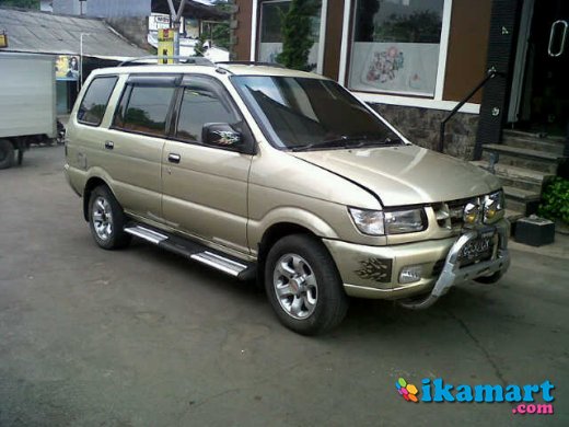 ISUZU PANTER HI-GRADE LS TURBO MATIC Th 2002 - Mobil