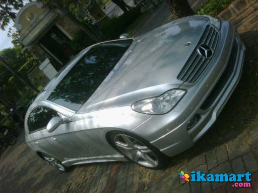 Mercy CLS 350 06 silver - Mobil