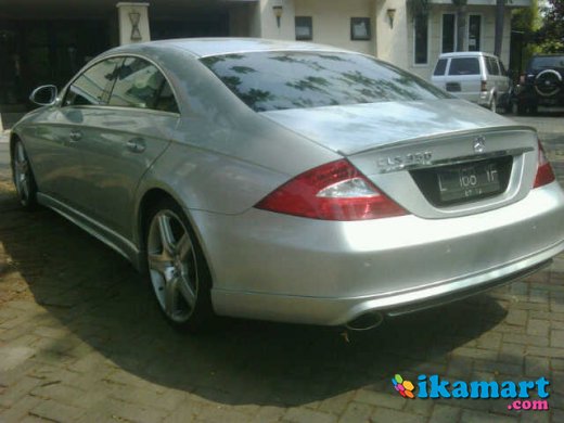 Mercy CLS 350 06 silver - Mobil