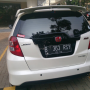 Jual HONDA Jazz RS 2010 putih matic