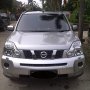 Jual over credit murah nissan xtrail 2.0 a/t silver 2011 jakarta