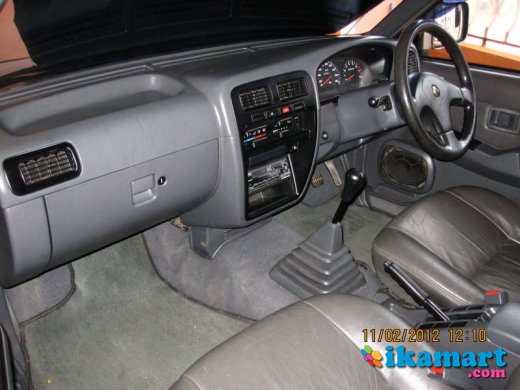 Nissan Terrano Grand Road XT 1998 - Mobil