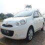 Jual Nissan March manual putih th.2012 mulus terawat