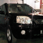 Jual Nissan x trail st 2004 hitam