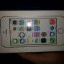 Apple: iPhone 5S 32GB AUTHENTIC GUARANTEED