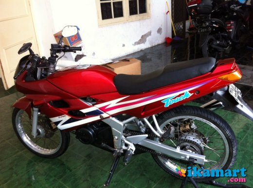 Jual Yamaha  Touch 2000 Merah Surabaya  Motor 